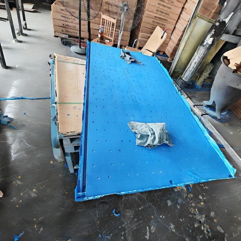 Fiberglass Sports Flooring suppliers